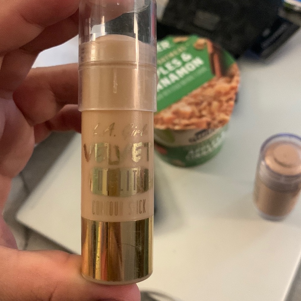A contour stick
